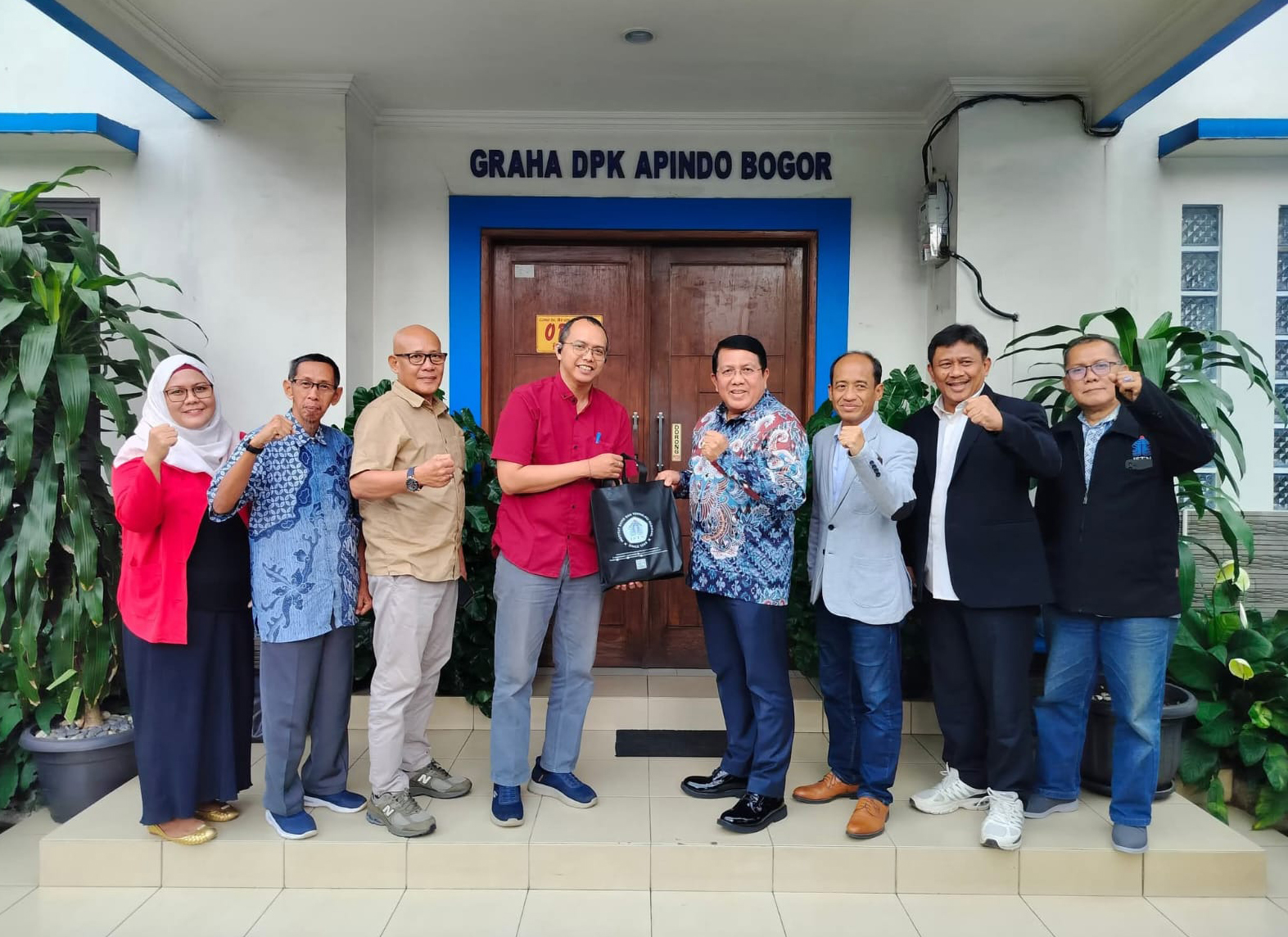 Audiensi Wakil Rektor, Dekan, Tim Institut Saint dan Teknologi Nasional (ISTN) Jakarta ke Kantor DPK APINDO Kabupaten Bogor dalam rangka Kerjasama Pendidikan.